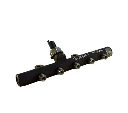 Renault Clio III Fuel main line pipe H8200701698 R9144Z221A 65T205303FE