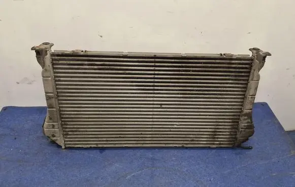 Toyota Avensis T270 Electric car engine cooler 