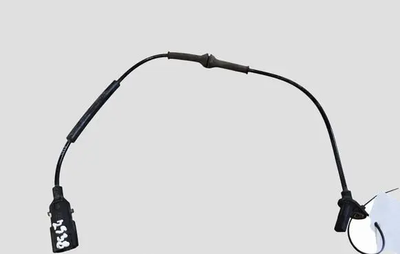 Jaguar XF X250 ABS brake wheel speed sensor 8W8328372AB 10071152383
