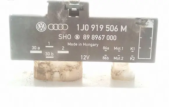 Volkswagen Bora Coolant fan relay 1j0919506M