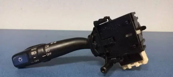 Toyota Avensis T250 Indicator stalk 173650