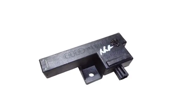 Audi A7 S7 4G Keyless (KESSY) go control unit/module 8K0907247