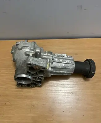SsangYong Tivoli Gearbox transfer box case K3200037000