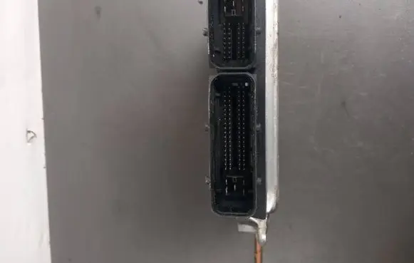 Audi A6 S6 C6 4F Engine control unit/module 3B1907401B 28SA4843 0281010447