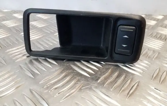 Ford Focus Electric window control switch 03168700 3M5T14529AA