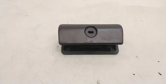 BMW 3 E46 Glove box handle