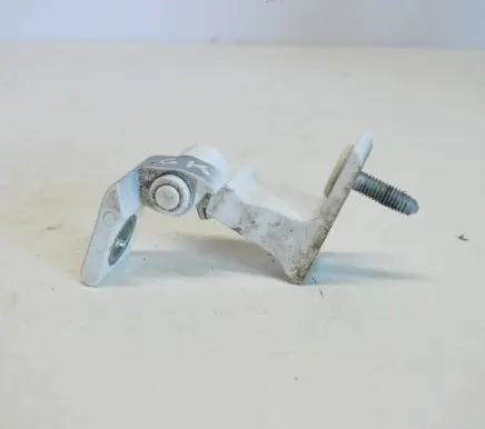 Audi A4 S4 B9 8W Rear door lower hinge 8W0831403A