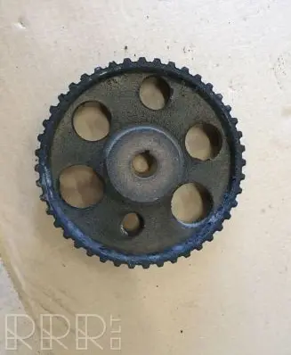 Volkswagen Caddy Fuel pump gear (pulley) 068130111B