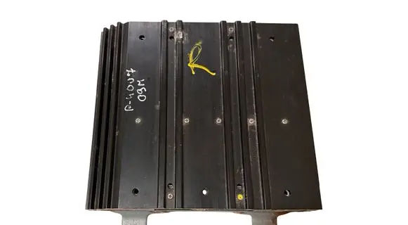 Peugeot 4007 Sound amplifier 8701A309 9Y023067B CV0MW7G217