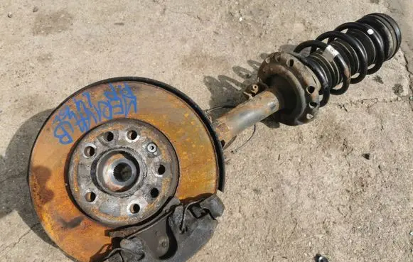 Opel Meriva B Front wheel hub spindle knuckle