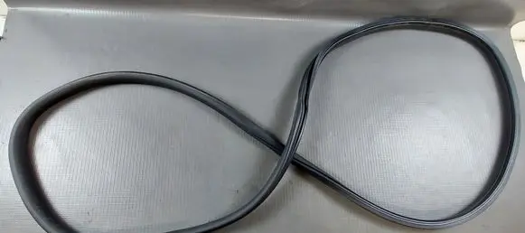 Peugeot Partner III Sliding door rubber seal 9831726380