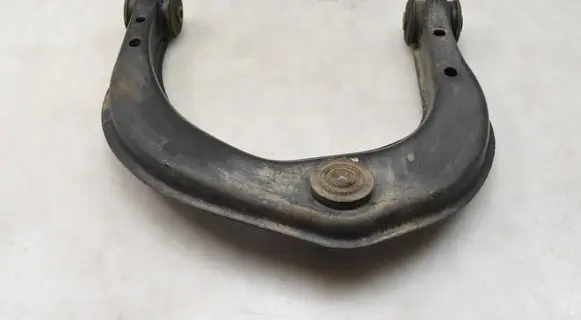 Volkswagen Amarok Front lower control arm/wishbone 2H0407021B