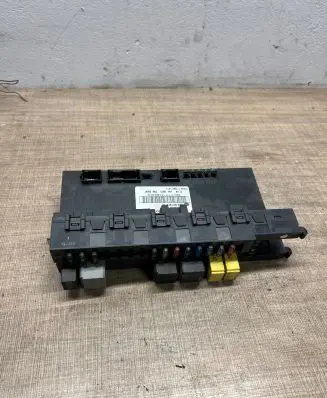 Mercedes-Benz E W211 Comfort/convenience module A2035450701 5DK00797420 007715150304