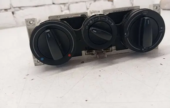 Volkswagen Golf IV Climate control unit 1J0819045F