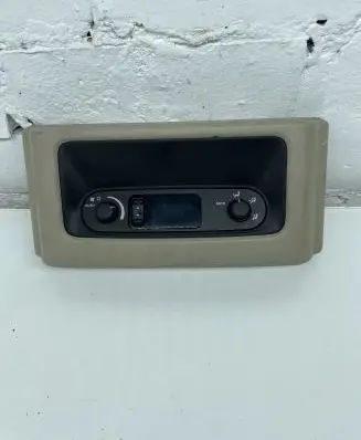 Chrysler Voyager Climate control unit P05005009AD 12230059