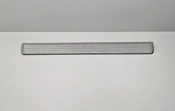 Honda Accord Front sill trim cover 84202TL0003020