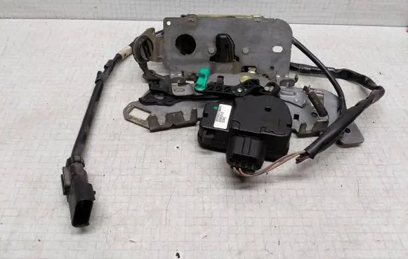 Chrysler Voyager Sliding door lock A060512 0262 50000278D00
