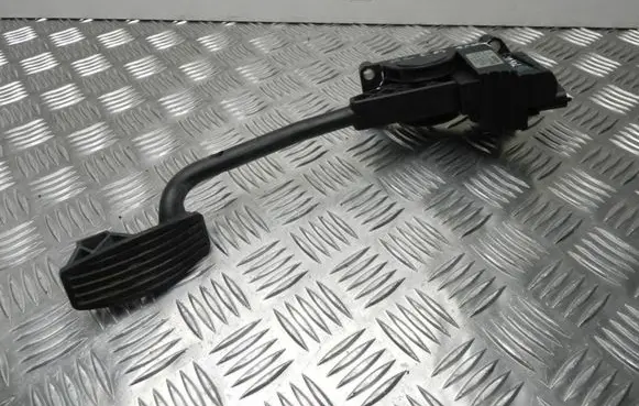 Alfa Romeo 147 Accelerator throttle pedal 46776364 I9206