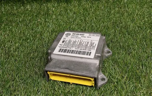 Volkswagen Golf VI Airbag control unit/module 5K0959655D 5WK44301