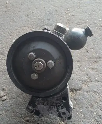 BMW 5 E60 E61 Power steering pump LH2112271 3242778753602 676141402B