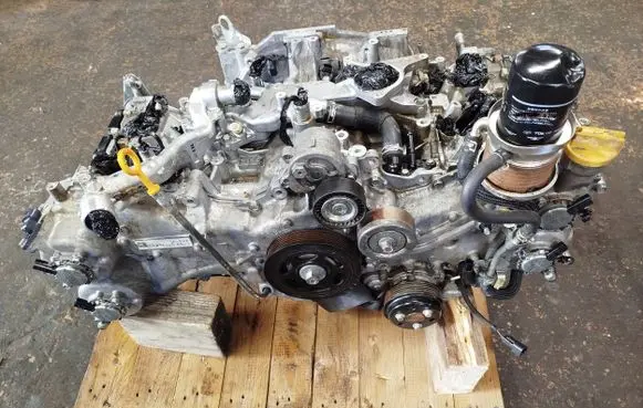 Subaru Outback (BT) Engine YW16540 FB25D D1520313