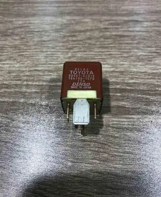 Toyota Avensis Verso Other relay 9098702016 1567001570