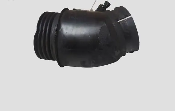Opel Insignia A Air intake duct part 55561787