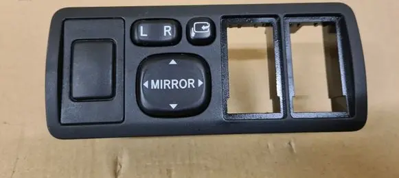 Toyota Avensis T250 Wing mirror switch 183575 777669