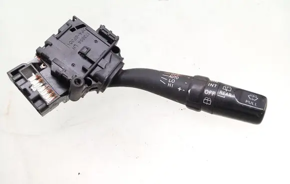 Toyota Avensis T250 Wiper control stalk 8465205170
