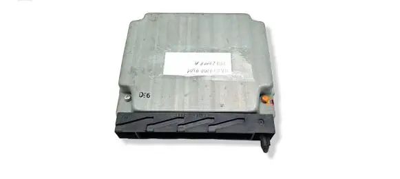 Volvo V70 Engine control unit/module 30729998A MB0797009301 MB079700-9301