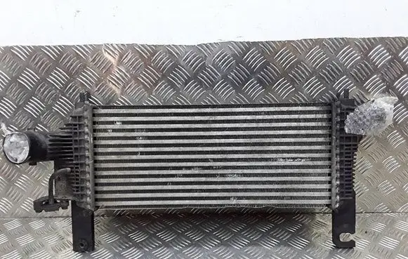 Nissan Navara D40 Intercooler radiator