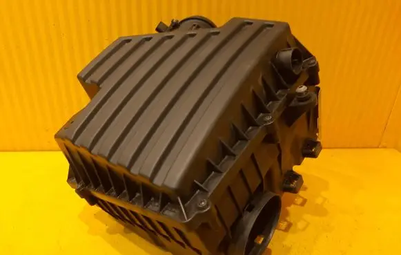 Volkswagen Amarok Air filter box 2H6129607