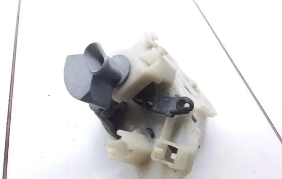 Volkswagen Transporter - Caravelle T6 Rear door lock 7LA843624