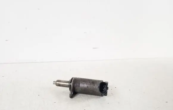 Audi A4 S4 B8 8K Valve 06H103697A