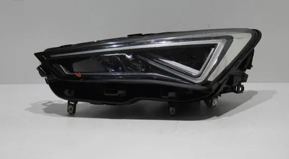 Seat Tarraco Headlight/headlamp 5FJ941007H 90143460