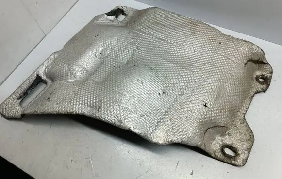 Peugeot Partner Heat shield in engine bay 9804747080