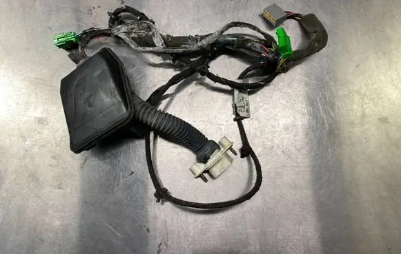 Volvo V70 Front door wiring loom 8676027 8697394 8697394001
