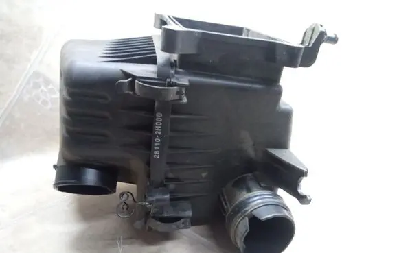 KIA Ceed Air filter box 281102H000