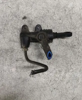 Volkswagen Transporter - Caravelle T4 Master brake cylinder