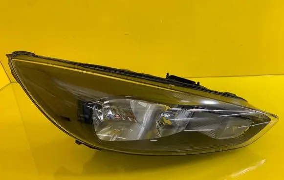 Ford Focus ST Headlight/headlamp F1EB-13W029-AGB