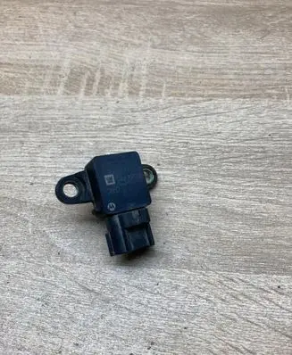 Opel Zafira A Air pressure sensor 24426679