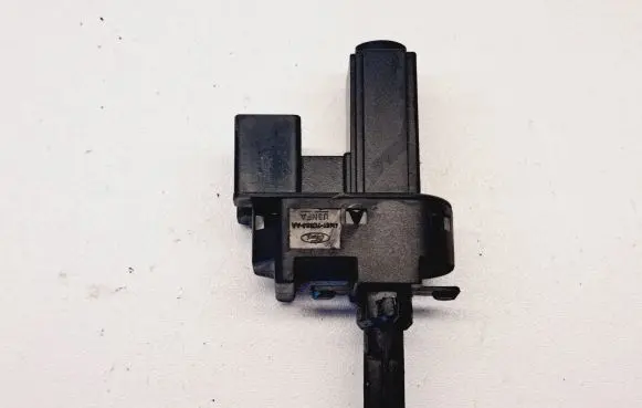 Volvo V50 Clutch pedal sensor 4M5T7C534AA