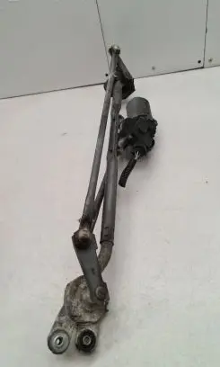 Front wiper linkage