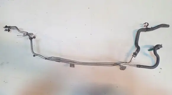 Volkswagen Golf VII Engine coolant pipe/hose 06J121075R