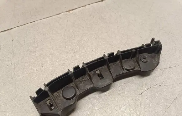 Seat Alhambra (Mk2) Front bumper mounting bracket 7N0807184A
