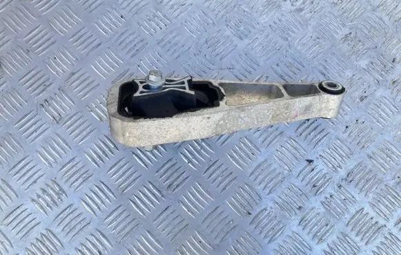Land Rover Range Rover Evoque L551 Engine mount vacuum valve K8D2-6P082