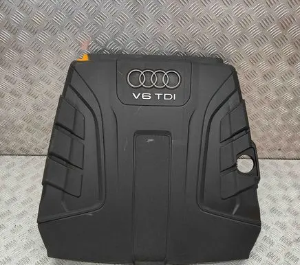 Audi Q7 4M Air filter box 4M0133837
