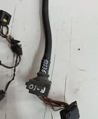 BMW 5 F10 F11 Fuel injector wires 10236