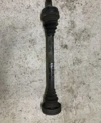 Rear driveshaft