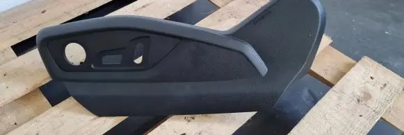 Audi Q7 4M Seat trim 4M0881325B 4M0881325C
